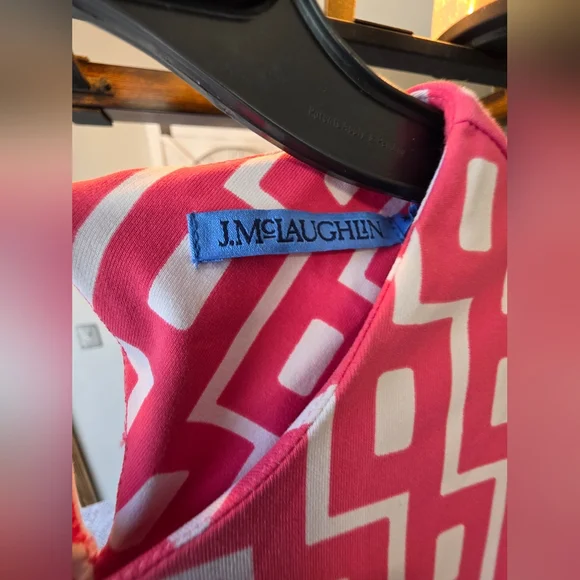 J. McLaughlin Pink and White Geometric Shift - Picture 3 of 8